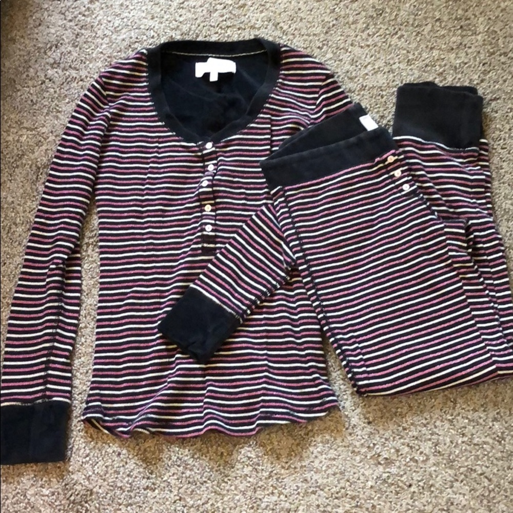 S VS thermal pajama set